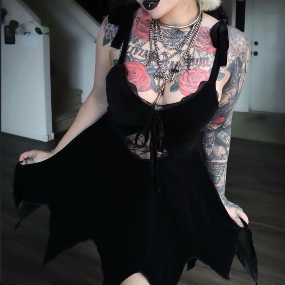 Forest Ink 🖤 Willow Black Velvet Goth 🖤Skater Dress ✨ NWOT